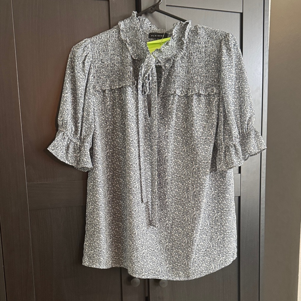 Pleione Black and White Ruffled Blouse